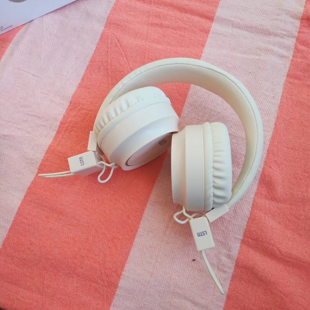 NWT LSTN Sound Co: Bardot Wireless Head Phones from Summer 2024 Jilly Box - Picture 4 of 13